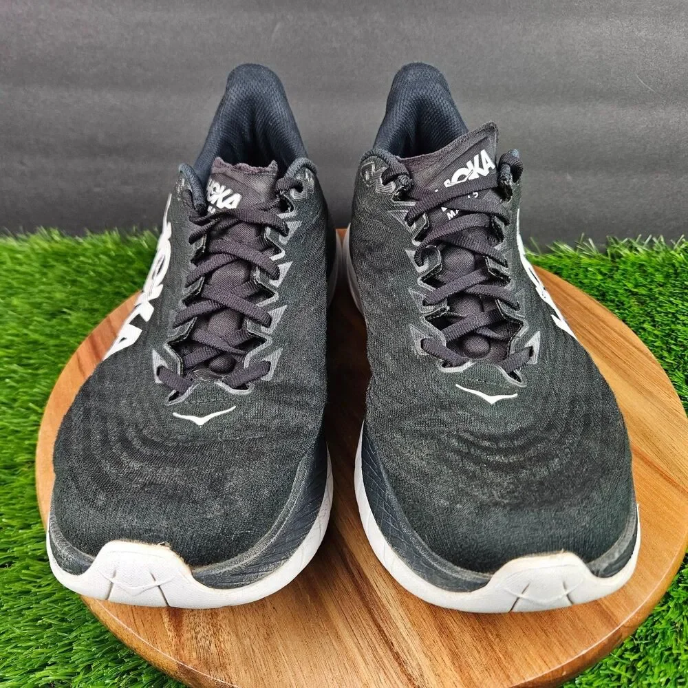 Hoka One One Mach 5 Shoes Mens Size 11 D Black White Athletic Running Sneakers